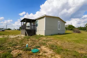 126 Esperanza Dr, Bastrop, TX 78602 - Photo 31