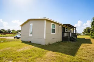 126 Esperanza Dr, Bastrop, TX 78602 - Photo 27