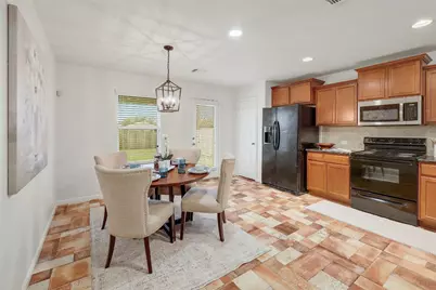 606 Creston Street, Hutto, TX 78634 - Photo 11