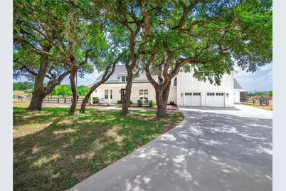 112 Roanoak Drive, Dripping Springs, TX 78620 - Photo 3