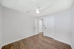 6810 Bryn Mawr Dr, Austin, TX 78723 - Photo 19