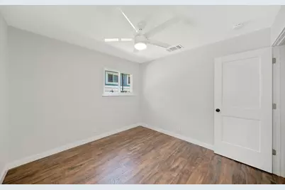 6810 Bryn Mawr Drive, Austin, TX 78723 - Photo 15