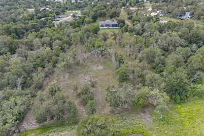 685 Thousand Oaks Drive, Cedar Creek, TX 78612 - Photo 21