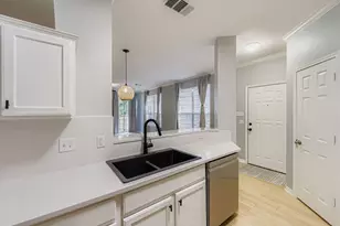 8518 Cahill Dr, Austin, TX 78729 - Photo 11