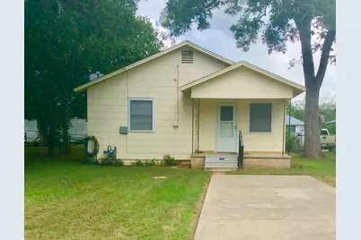 406 N Broadway Street, Caldwell, TX 77836 - Photo 1