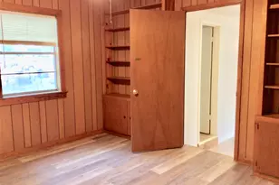 406 N Broadway St, Caldwell, TX 77836 - Photo 9