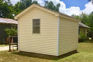 406 N Broadway St, Caldwell, TX 77836 - Photo 23