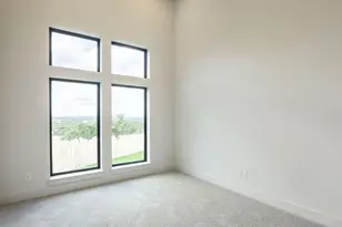 105 Keuchel Ln, Liberty Hill, TX 78642 - Photo 3