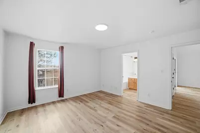 104 S Mockingbird Circle, Cedar Creek, TX 78612 - Photo 17