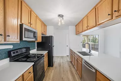 104 S Mockingbird Circle, Cedar Creek, TX 78612 - Photo 11