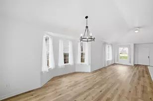 104 S Mockingbird Cir, Cedar Creek, TX 78612 - Photo 7