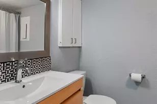 2008 Voltaire Dr, Austin, TX 78752 - Photo 13