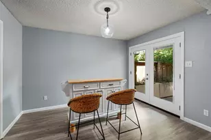 2008 Voltaire Dr, Austin, TX 78752 - Photo 17