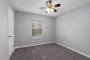 2008 Voltaire Dr, Austin, TX 78752 - Photo 29