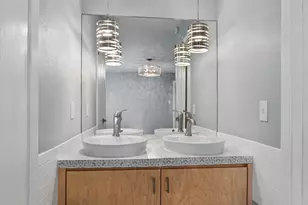 2008 Voltaire Dr, Austin, TX 78752 - Photo 23