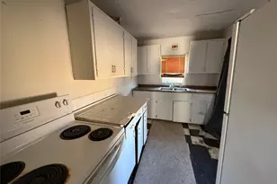 1109 Pecos St, Lockhart, TX 78644 - Photo 9