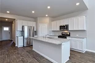 401 Rainmaker Ln, Bastrop, TX 78602 - Photo 5