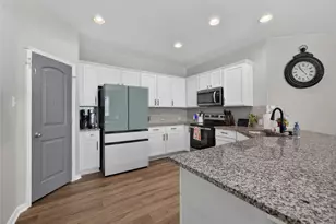 125 Fair Anne Dr, Georgetown, TX 78626 - Photo 5