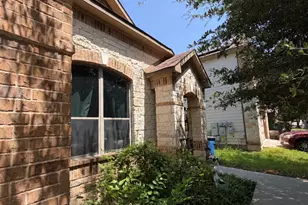 8704 Keynes Ln, Austin, TX 78747 - Photo 3