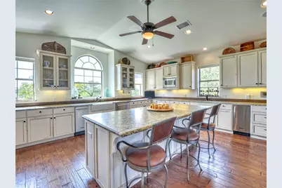 115 Hill Loop, Spicewood, TX 78669 - Photo 9