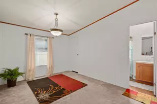 1104 Vasquez St, Austin, TX 78741 - Photo 9