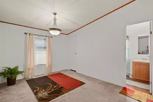 1104 Vasquez St, Austin, TX 78741 - Photo 9