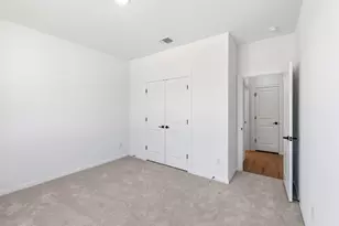 605 Ridge Point Dr, Georgetown, TX 78628 - Photo 29
