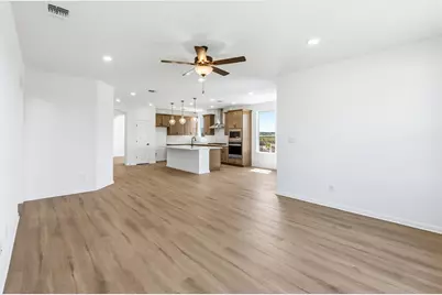 605 Ridge Point Drive, Georgetown, TX 78628 - Photo 7