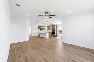 605 Ridge Point Dr, Georgetown, TX 78628 - Photo 7