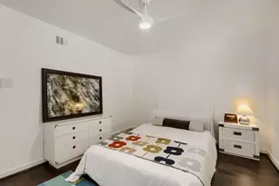 6211 Manor Rd, Austin, TX 78723 - Photo 9