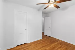 709 NE Tiger Ln, Smithville, TX 78957 - Photo 13