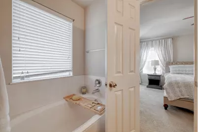 303 Baldwin Street, Hutto, TX 78634 - Photo 13