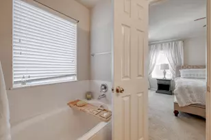 303 Baldwin St, Hutto, TX 78634 - Photo 13