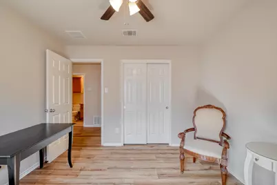 303 Baldwin Street, Hutto, TX 78634 - Photo 17