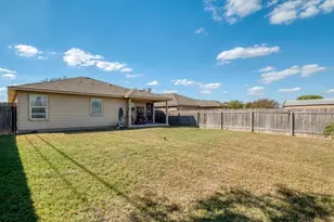 303 Baldwin St, Hutto, TX 78634 - Photo 19