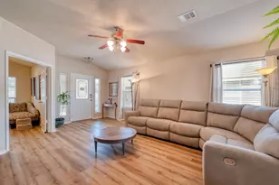 303 Baldwin St, Hutto, TX 78634 - Photo 7