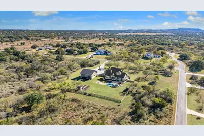 100 Cross Trail, Spicewood, TX 78669 - Photo 7