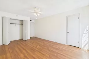 910 Duncan Ln, Austin, TX 78705 - Photo 27