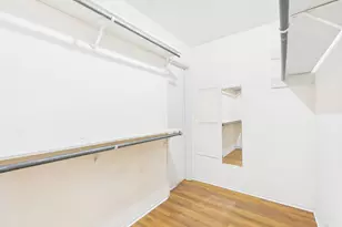 910 Duncan Ln, Austin, TX 78705 - Photo 7