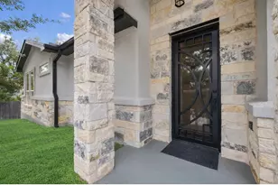 20302 Boggy Ford Rd, Lago Vista, TX 78645 - Photo 5
