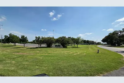 530 W 22nd Street, Georgetown, TX 78626 - Photo 29