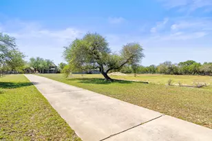 815 Elliott Ranch Rd, Buda, TX 78610 - Photo 35