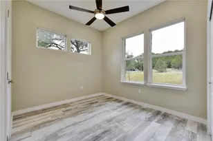 20401 Rock Park Ln, Lago Vista, TX 78645 - Photo 11
