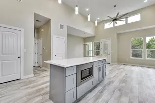 20401 Rock Park Ln, Lago Vista, TX 78645 - Photo 5