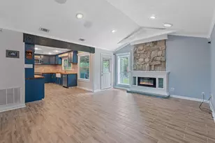 1515 Mearns Meadow Blvd, Austin, TX 78758 - Photo 11