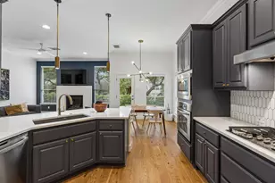 8112 Alophia Dr, Austin, TX 78739 - Photo 13