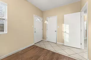 6109 Caddie St, Austin, TX 78741 - Photo 11