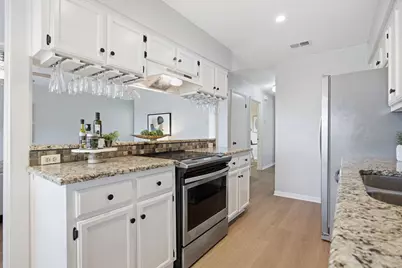 6486 Hart Lane, Austin, TX 78731 - Photo 9