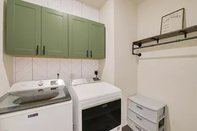 1915 T H Johnson Drive, Taylor, TX 76574 - Photo 9