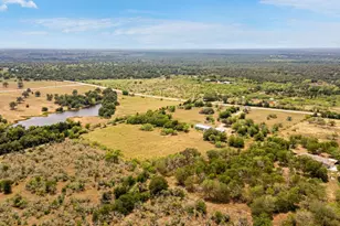 411 Fm 86 Hwy, Red Rock, TX 78662 - Photo 35